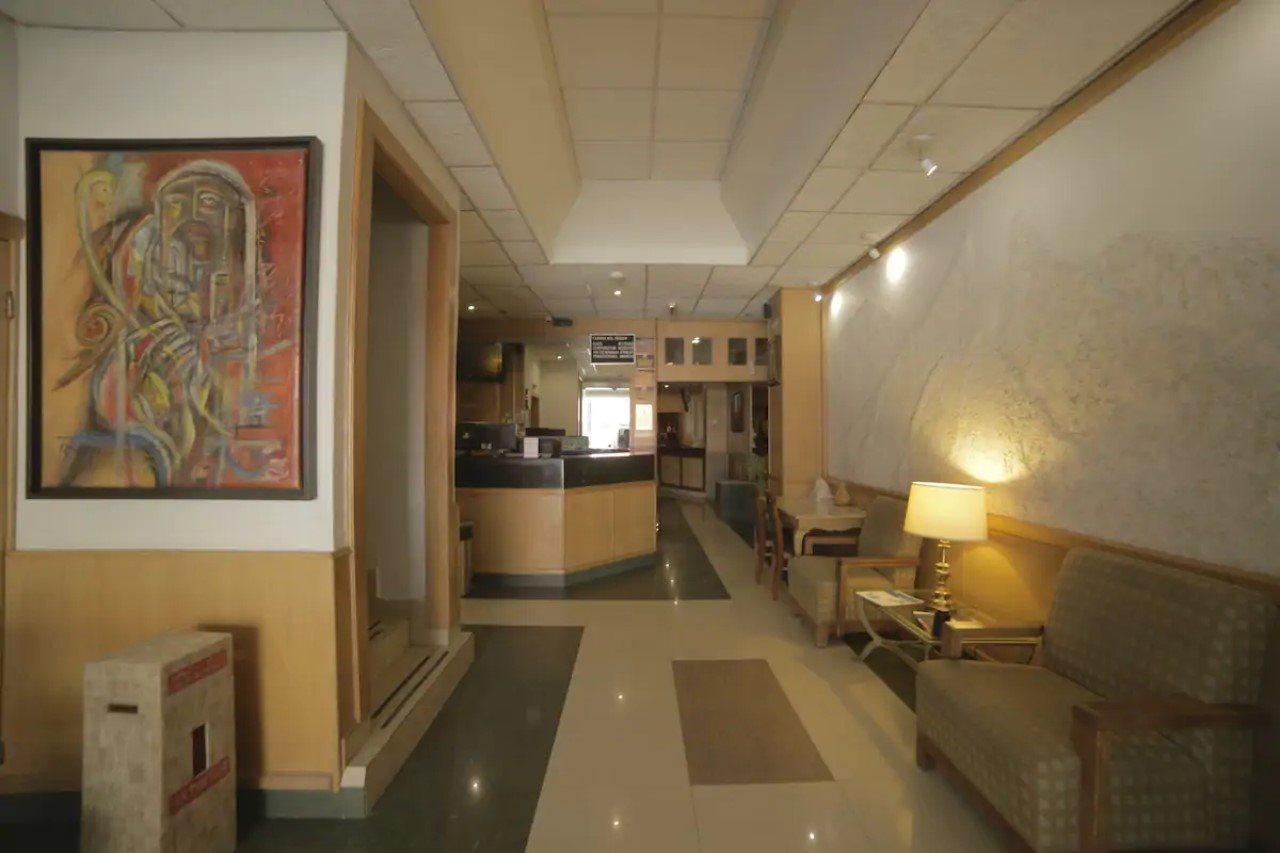 מונטריי Capital Oel Regio Hotel מראה חיצוני תמונה